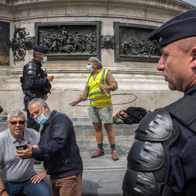 Неколкостотин "жълти жилетки" протестираха във Франция