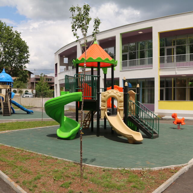 Фандъкова: В момента строим 10 нови детски градини 
