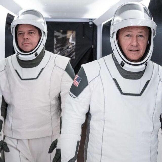 Историческата мисия на НАСА: Кои са двамата астронавти?