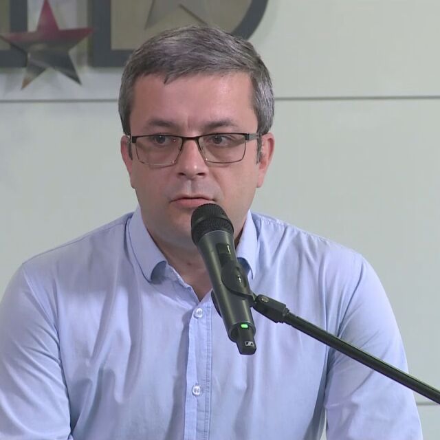 Тома Биков: Промените в Изборния кодекс са в услуга на Румен Радев