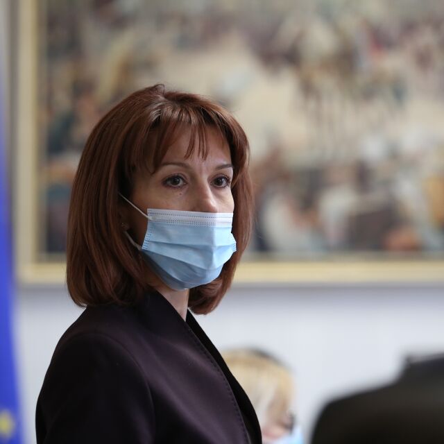 Камелия Нейкова от „Има такъв народ“ е новият председател на ЦИК (ОБЗОР)