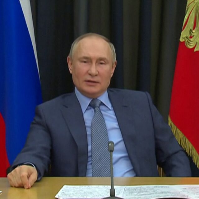 Путин за „Спутник V”: Сигурна е колкото автомат „Калашников“