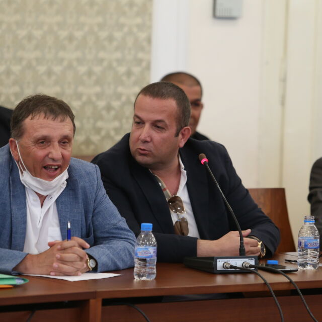 Прокуратурата проверява казаното от Илчовски и Ангелов в парламента