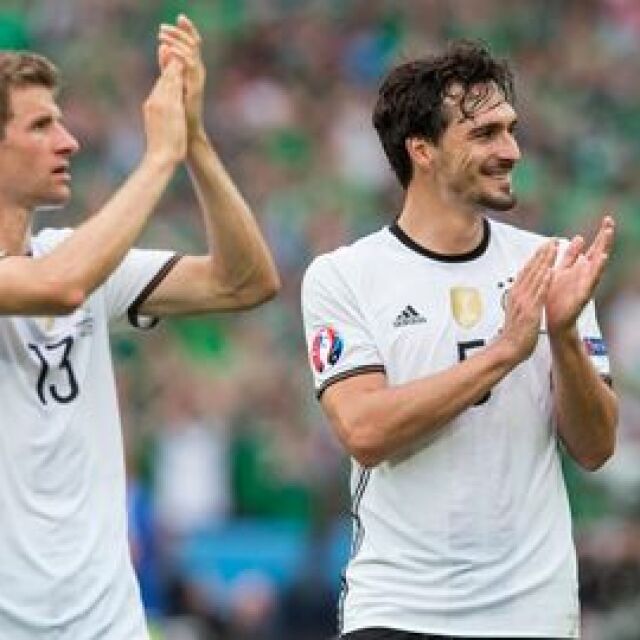 Мюлер и Хумелс се завръщат в отбора на Германия