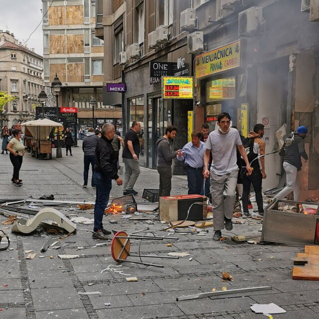 Петима ранени след взрив на газова бутилка в Белград