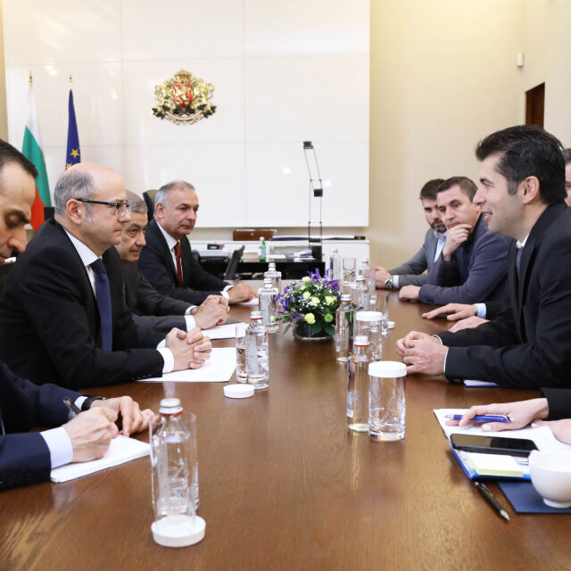 България и Азербайджан обсъдиха възможностите за диверсификация на енергийните източници в региона