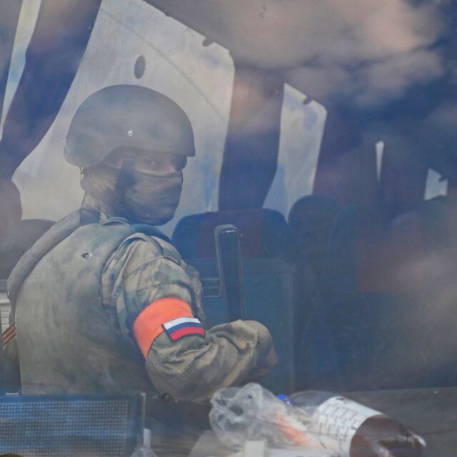 Войната в Украйна: 900 бойци от „Азовстал“ са отведени в бивша затворническа колония