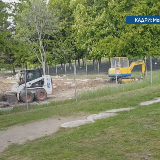 Правят площадки за спорт с багери в Морската градина на Варна: Общината - незаконно е