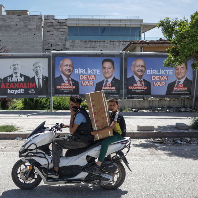 10 дни до изборите в Турция: Ердоган или Кълъчдароглу ще е новият президент според социологията 