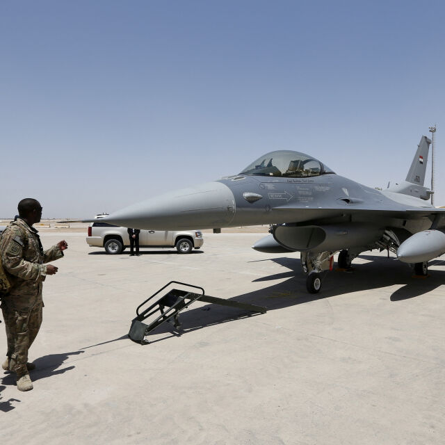 Русия определи изпращането на F-16 на Украйна като „колосален риск“ за Запада