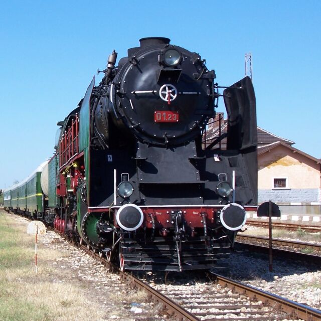 БДЖ пуска парен локомотив в началото на юни 