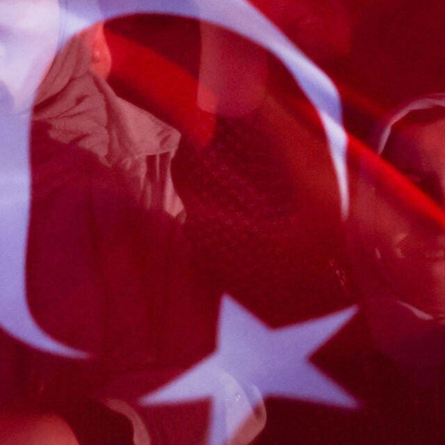 След победата на Ердоган: "Той ни извади от блатото" и „османският период се завръща"