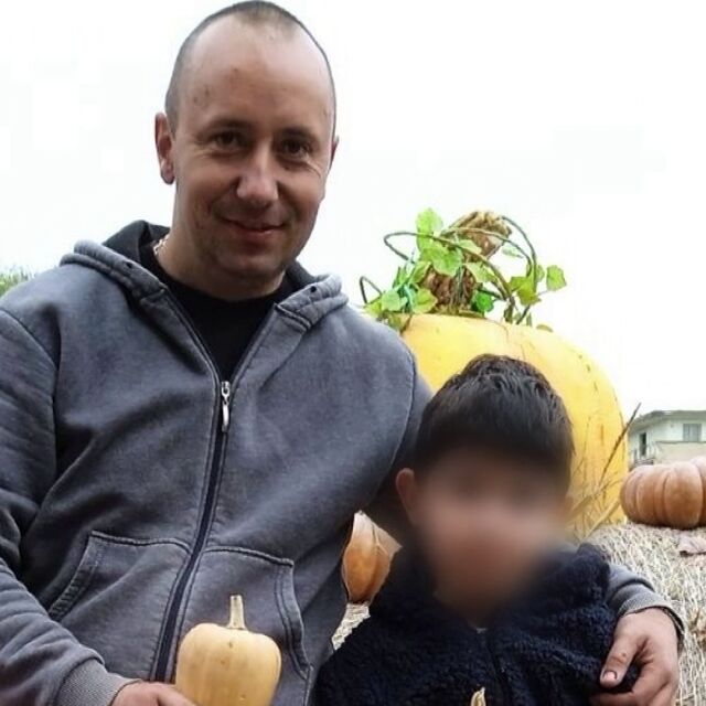  Да спасим живота на Стелиян: Млад мъж има потребност от средства в битката с необичаен тип рак 