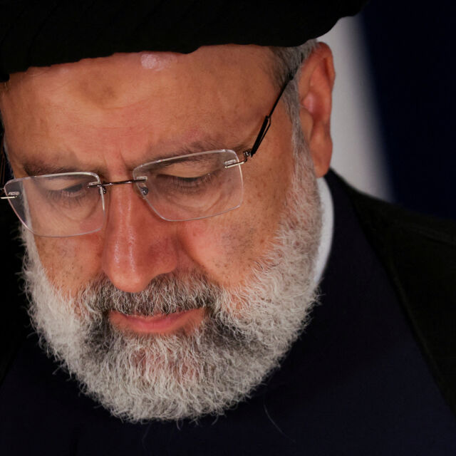  Иранският президент е умрял при злополуката с хеликоптер 