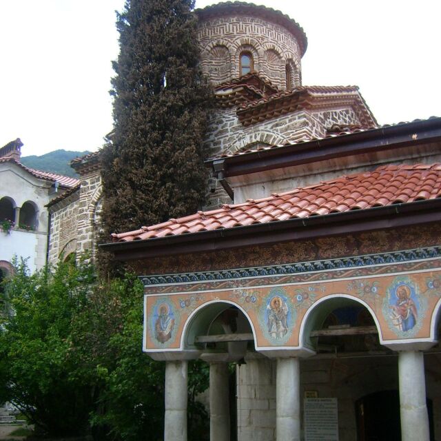 Молебен против катастрофите в Бачковския манастир