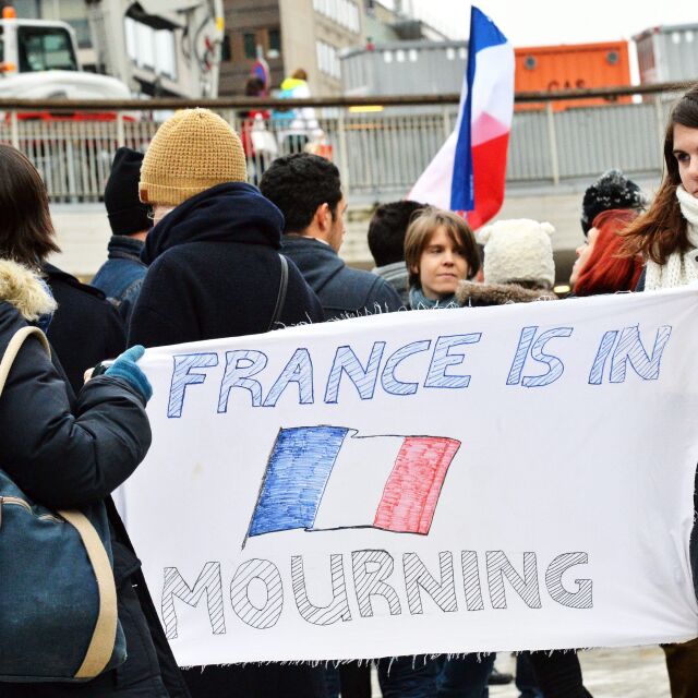 Български гражданин е убит при атентатите в Париж 