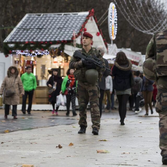 Два ареста в Австрия заради нападенията в Париж 