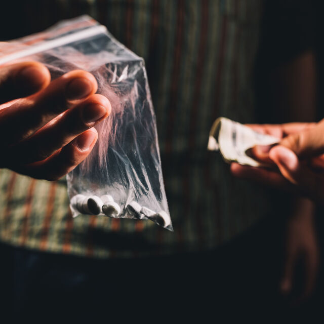 Полицията откри марихуана и амфетамин в столично заведение