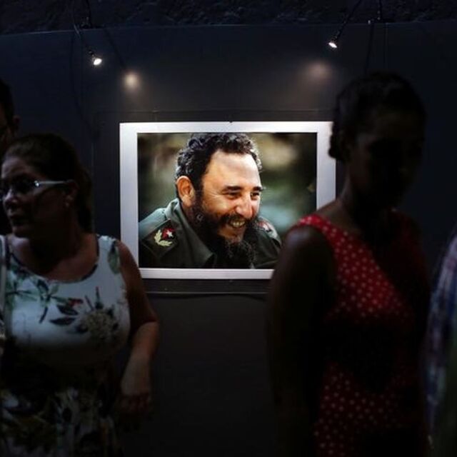 Погребват Фидел Кастро на 4 декември, Куба ще е в траур 9 дни