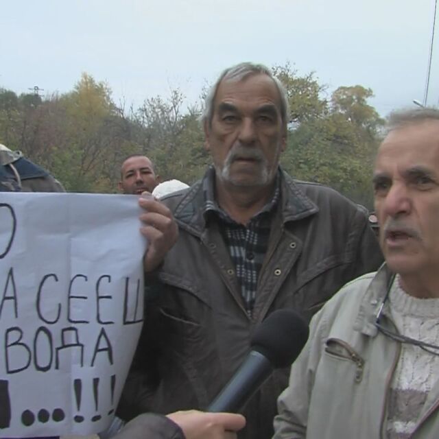 Сливенско село заплаши с блокада на Подбалканския път заради скок на цената на водата 