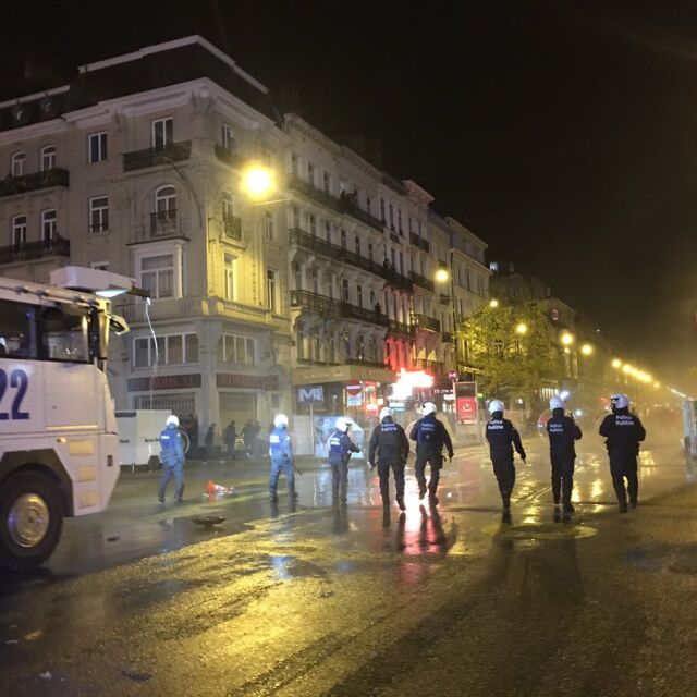 22-ма белгийски полицаи пострадаха след мароканската радост