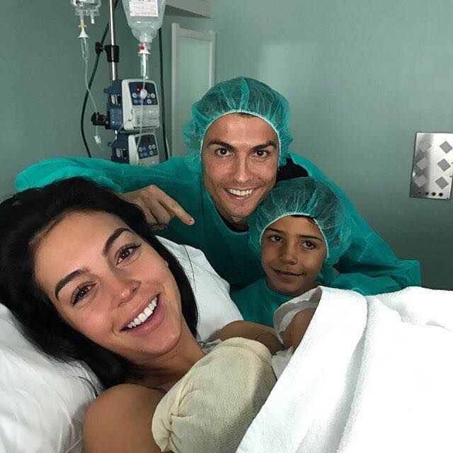 Кристиано Роналдо приветства четвъртото си дете