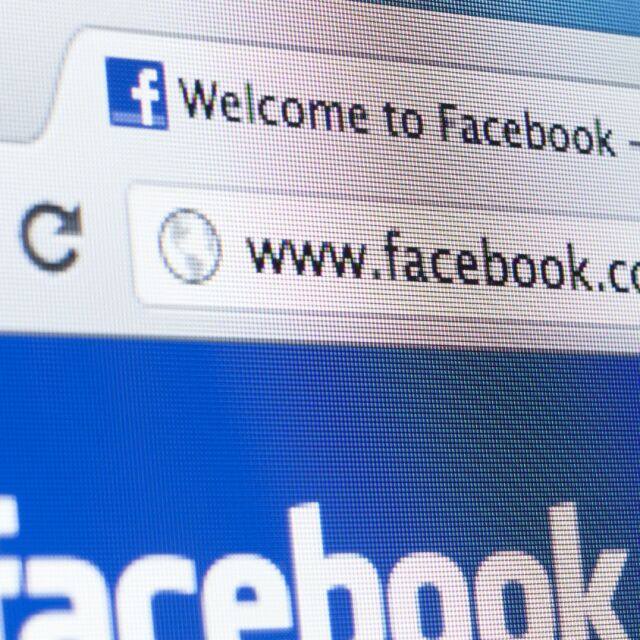 Защо „Фейсбук” блокира профили и как може те да се възстановят