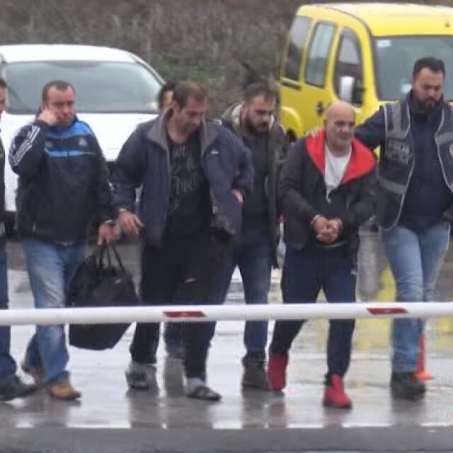 Не е ясно дали арестуваните в Турция българи имат връзки с ФЕТО