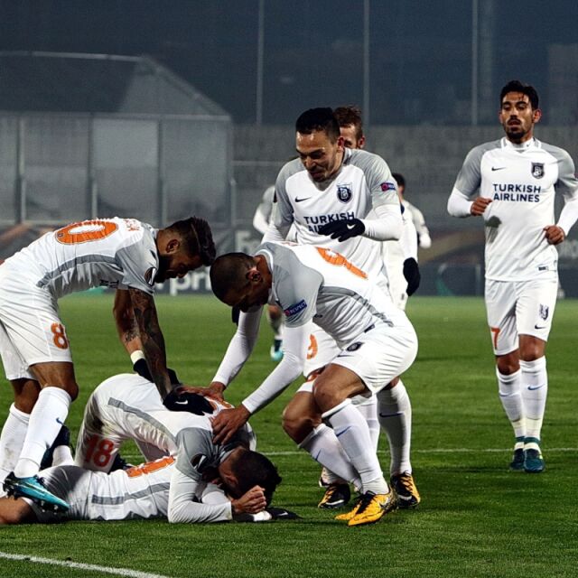 "Истанбул ББ" нанесе първа загуба на "Лудогорец" в Лига Европа (ГАЛЕРИЯ)