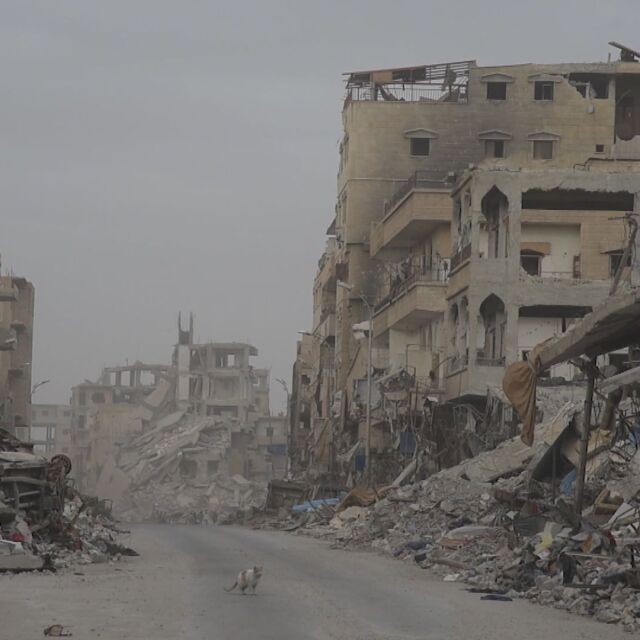 Как изглежда столицата на ИДИЛ месец след разгрома на терористите