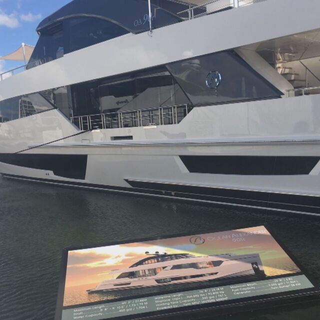 Яхта за 50 милиона долара показаха на изложението във Форт Лодърдейл
