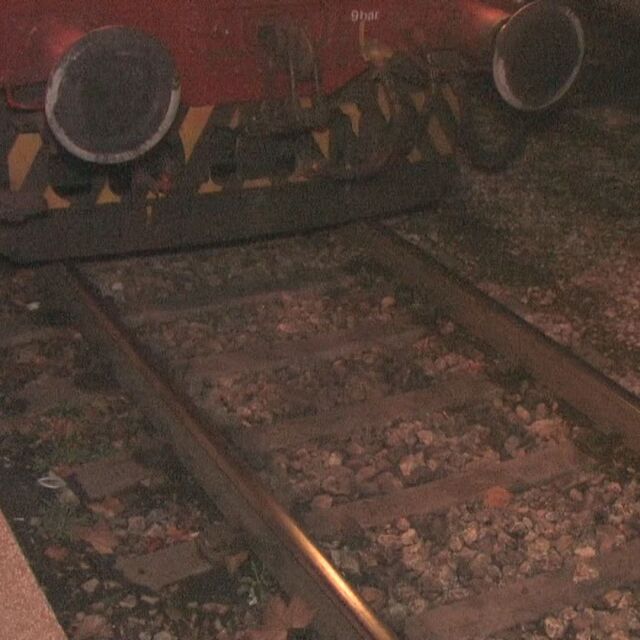  Трагичен жп случай: Влак блъсна служащи край Горни Дъбник (ВИДЕО И СНИМКИ) 