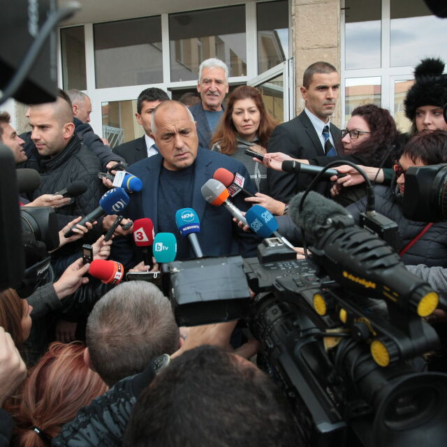 Борисов: Радев пак агитира в деня на вота
