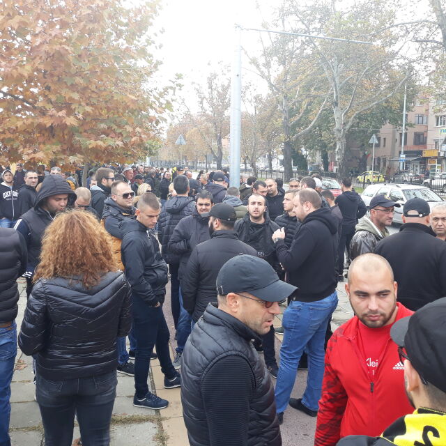 Феновете на "Ботев" Пловдив ще протестират с мач на булевард "Източен"