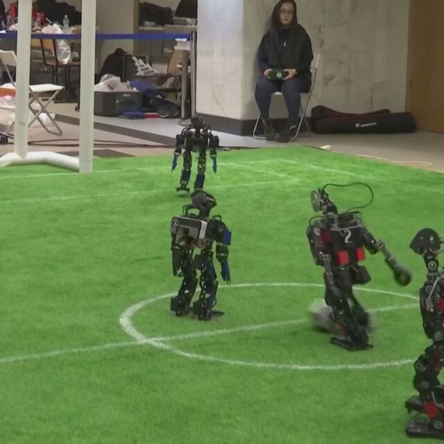 Футбол между роботи: В двубоите сили премериха над 200 отбора