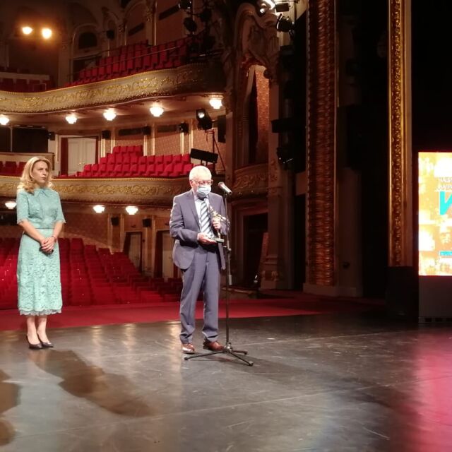 В навечерието на Деня на будителите раздават театралните награди "Икар"