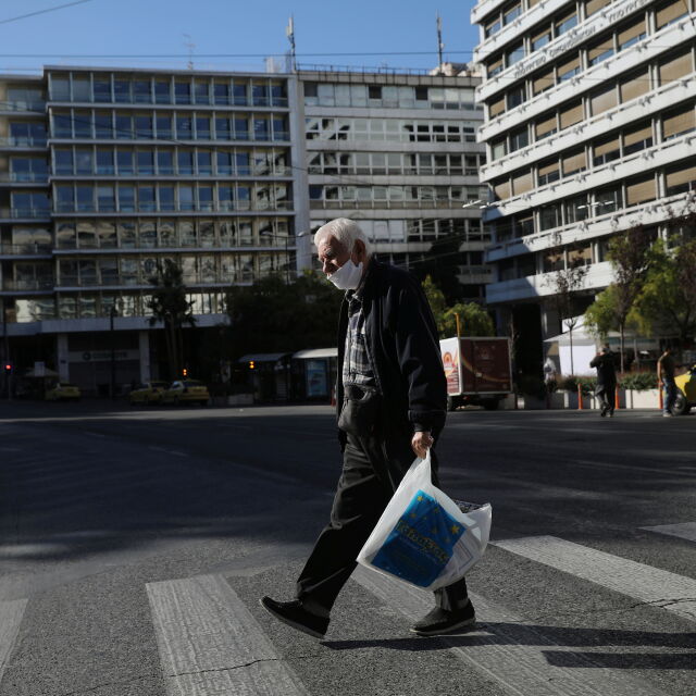 Гърция удължава карантинните мерки срещу COVID-19 до 7 януари