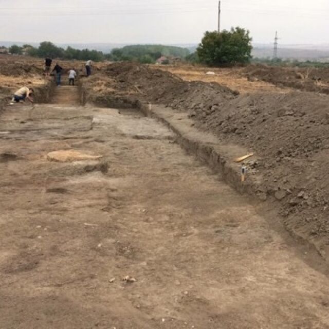 Археолози откриха средновековно селище във Видинско