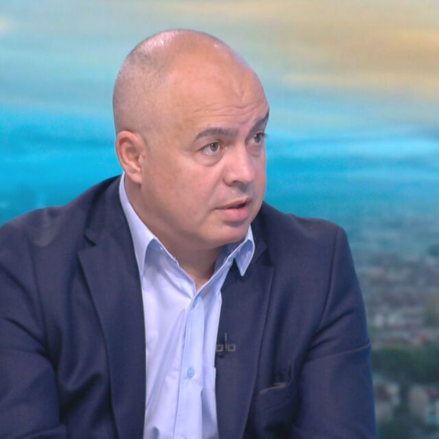 Георги Свиленски: Мерките на правителството са хаотични