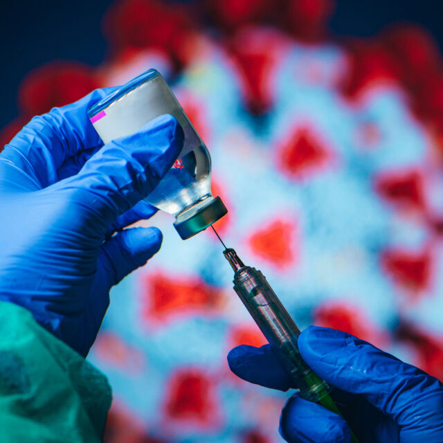 Франция ще започне ваксинация срещу COVID-19 в края на декември