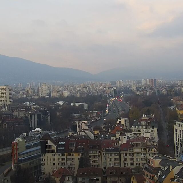 Отново мръсен въздух в София и тази сутрин