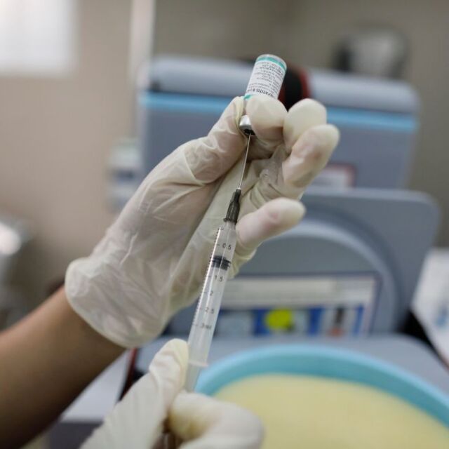 21 500 души са се записали за ваксинация в първата фаза досега (ОБЗОР)