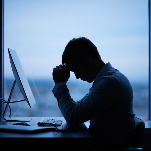 Кога професионалният стрес става заплаха за здравето на служителя?