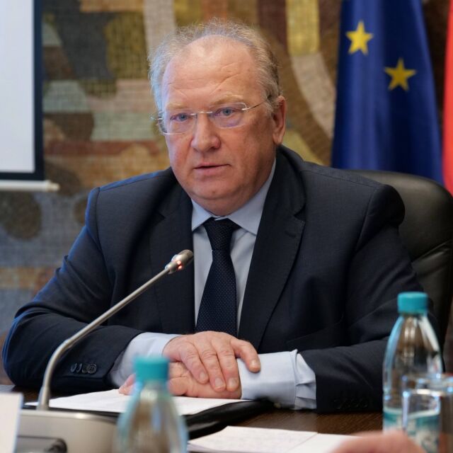 Стоев: Очакваме от С. Македония гаранции за изпълнението на Договора за добросъседство