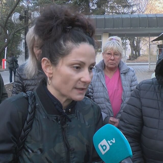 Протестът на медиците в Добрич продължава въпреки делото срещу тях