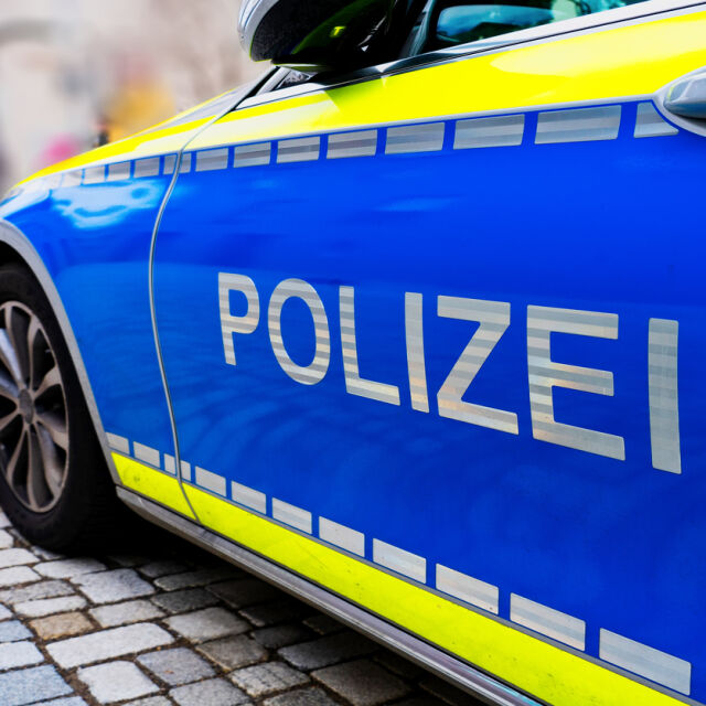 Две жертви на стрелба в завода на автомобилна фирма в Германия