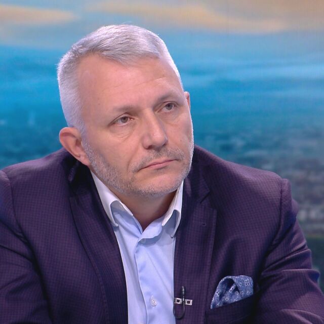 Адвокат Хаджигенов е изпратил молба за помилване на Иванчева