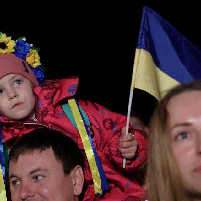 В Украйна празнуваха освобождаването на Херсон (СНИМКИ)