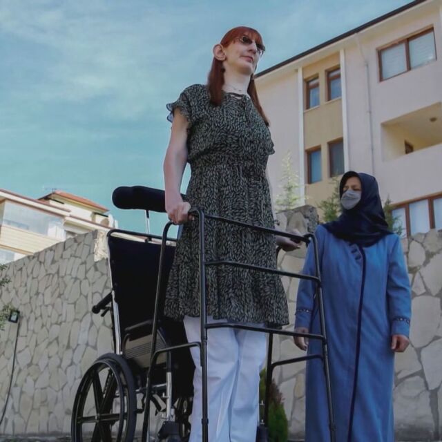 Най-високата жена в света: Зад щастието от награди стои и болката