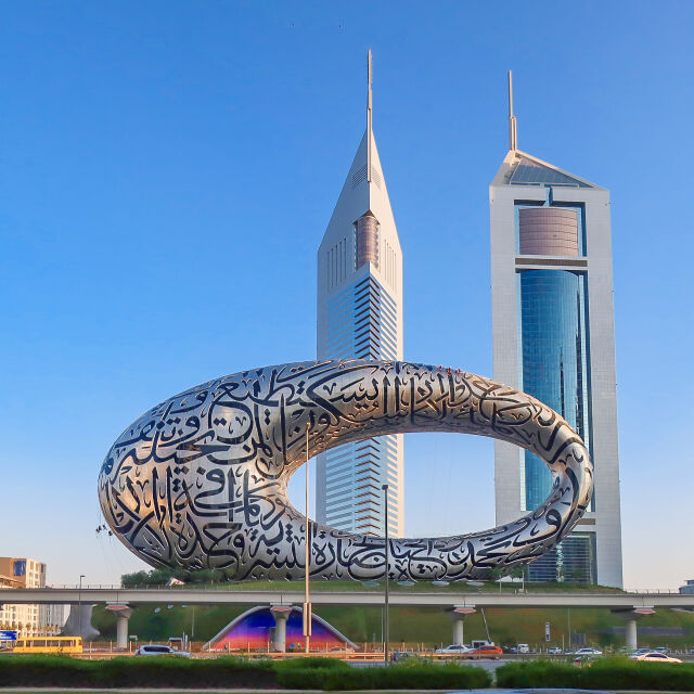 НАП е събрала рекордни приходи, проверява и имоти на българи в Дубай 